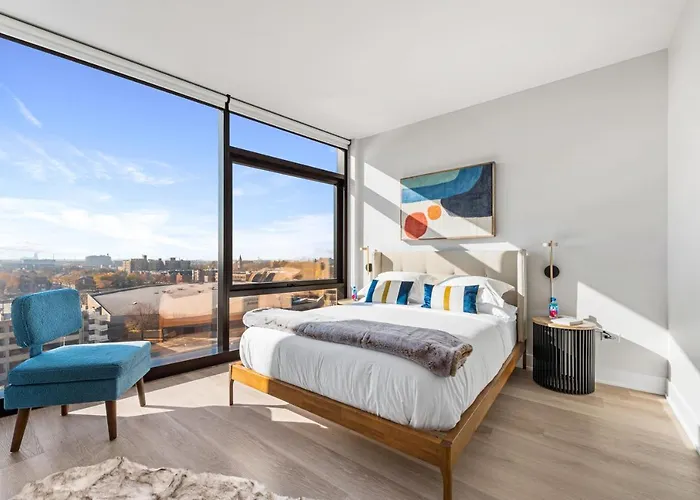 Apartment Avra Stylish Prime West Loop Location Near Union Park