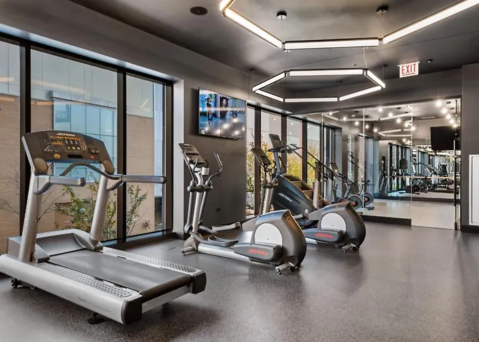 Avra Stylish Prime West Loop Location Near Union Park