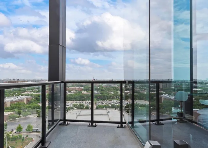 Apartment Avra Stylish Prime West Loop Location Near Union Park